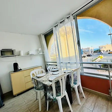 Face A La Apartment