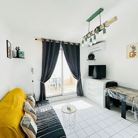 Face A La Apartment *