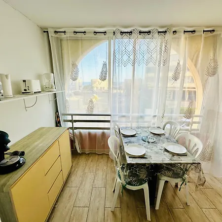 Face A La Apartment
